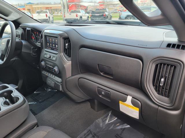 Used 2026 Chevrolet Silverado 1500 Custom w/ Turbomax Blackout Package AWD/4WD image 32