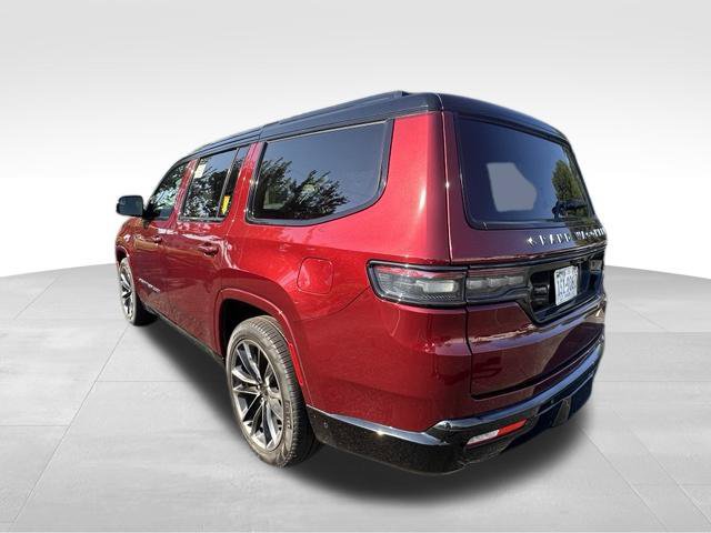 Used 2025 Jeep Grand Wagoneer Series III w/ Rear Seat Video Group 1 AWD/4WD image 4
