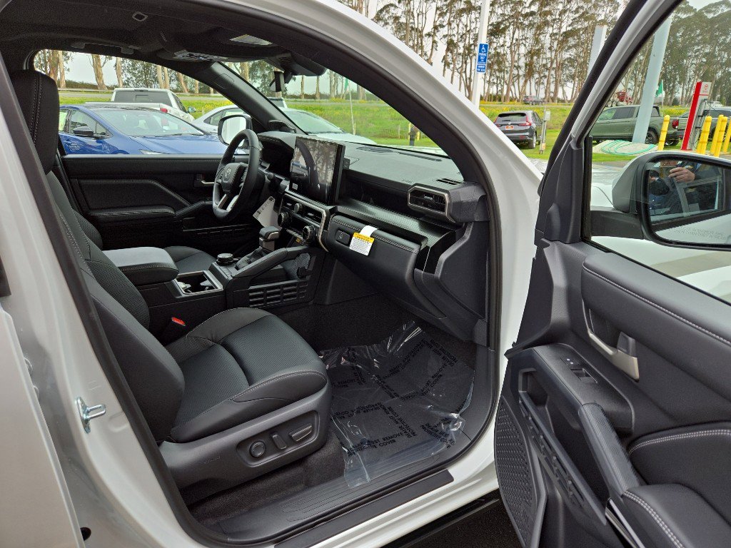 New 2026 Toyota 4Runner Limited image 14