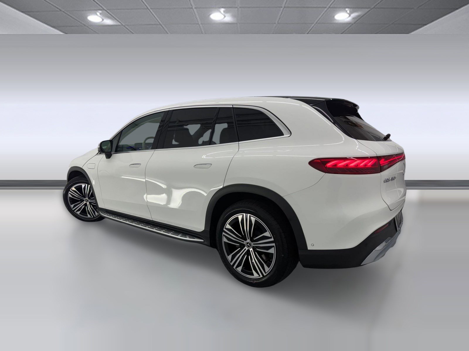 Certified 2023 Mercedes-Benz EQS 450+ SUV image 3