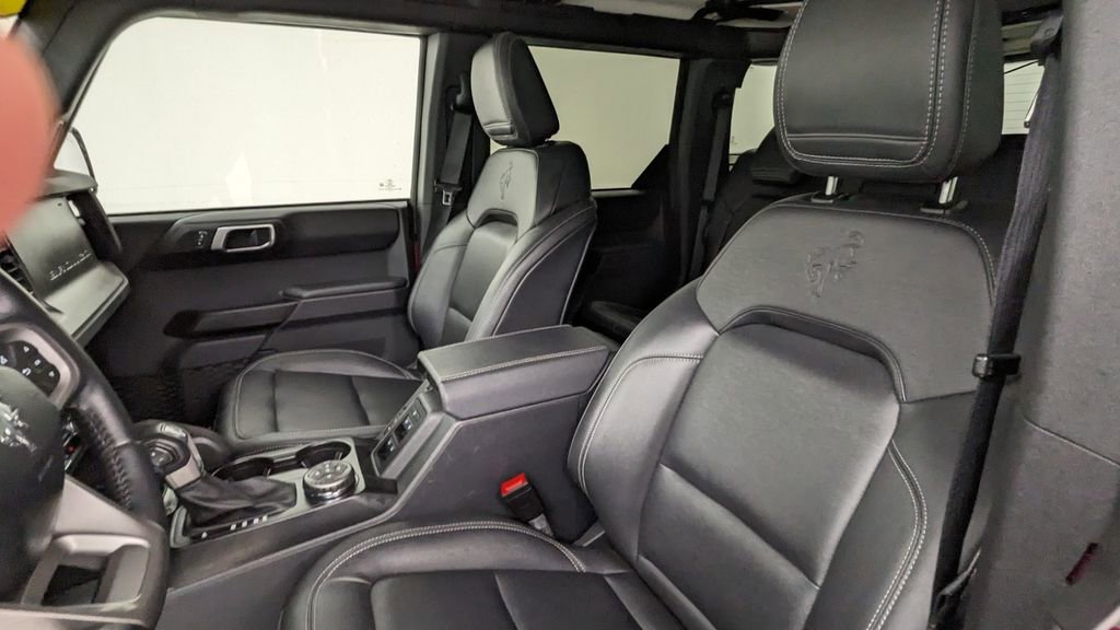 Certified 2025 Ford Bronco Badlands image 2