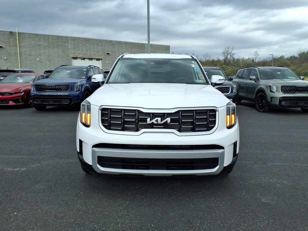 Certified 2024 Kia Telluride S w/ S Sunroof Package AWD/4WD image 5
