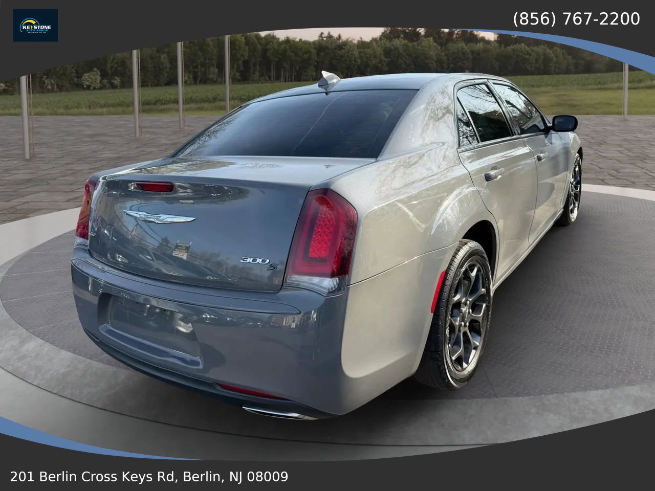 Used 2019 Chrysler 300 S image 5
