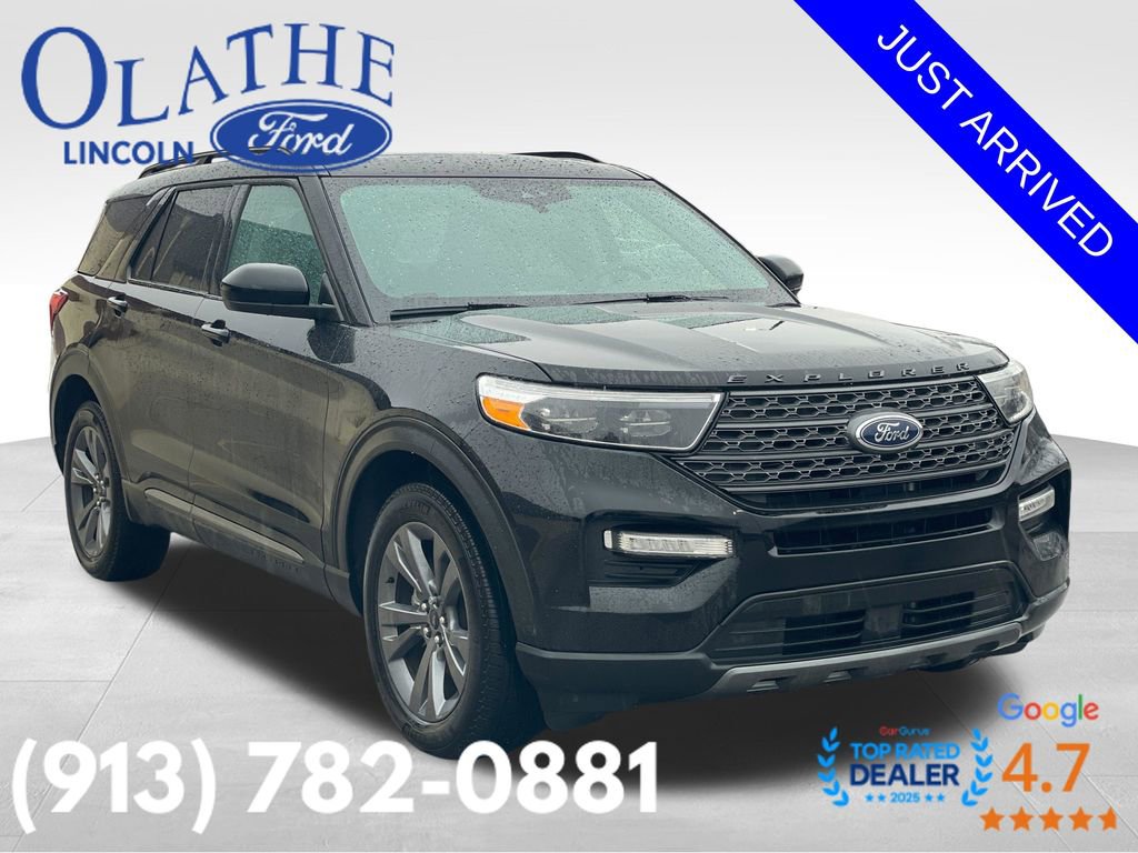 Used 2023 Ford Explorer XLT w/ Equipment Group 202A image 2
