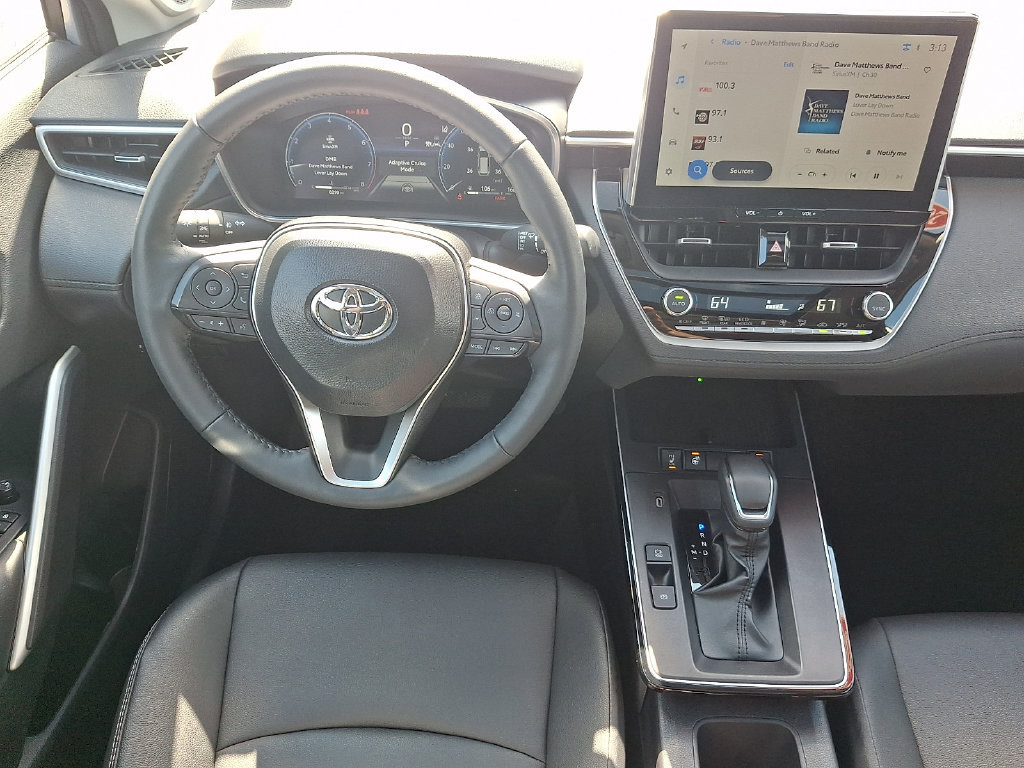 Used 2026 Toyota Corolla Cross XLE w/ Convenience Package AWD/4WD image 11