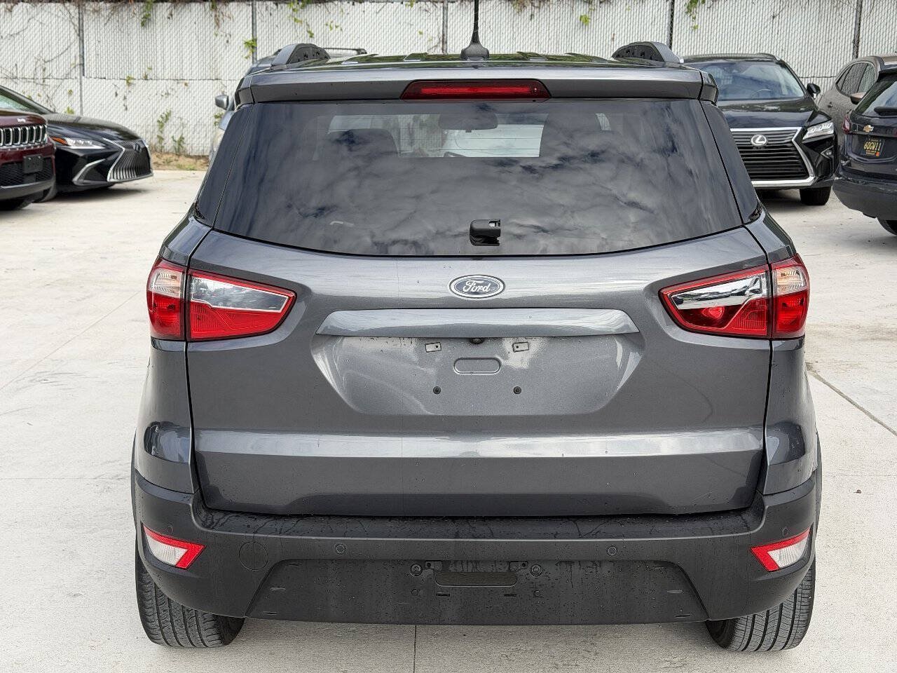 Used 2021 Ford EcoSport SE w/ SE Convenience Package FWD image 6