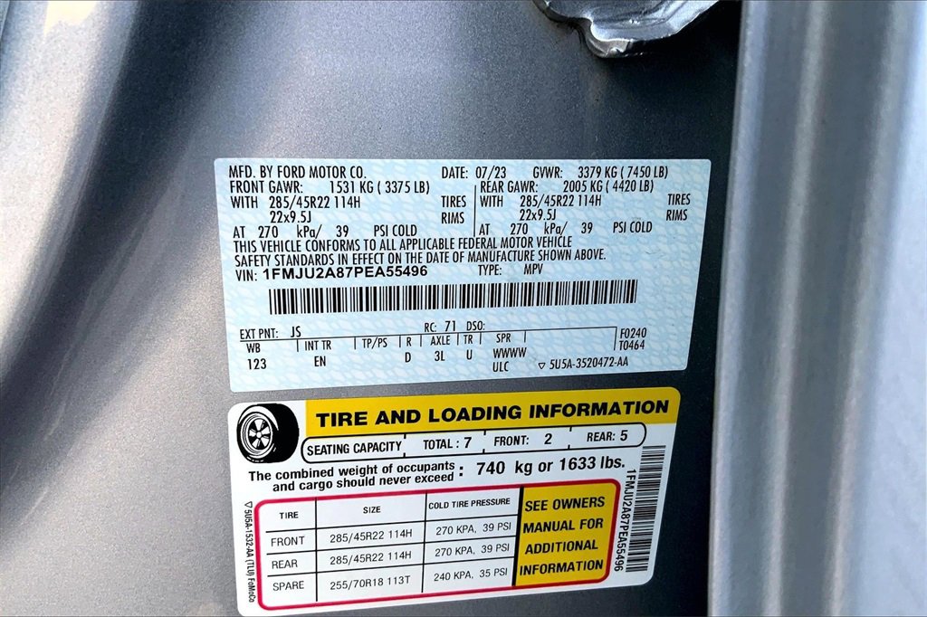 Used 2023 Ford Expedition Limited image 28