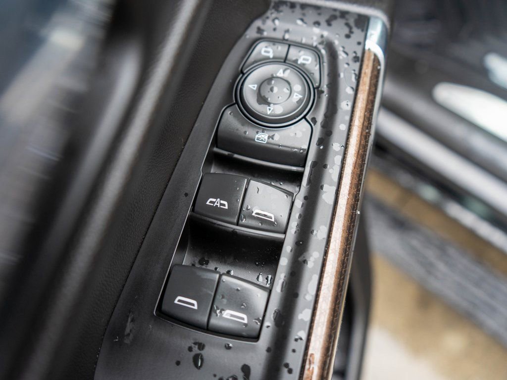 Used 2021 Chevrolet Silverado 1500 LT Trail Boss w/ Bed Protection Package image 16