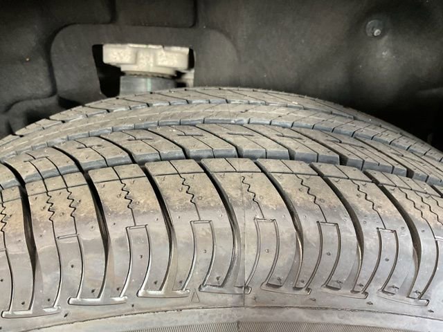 Used 2023 Jeep Grand Cherokee Limited image 8