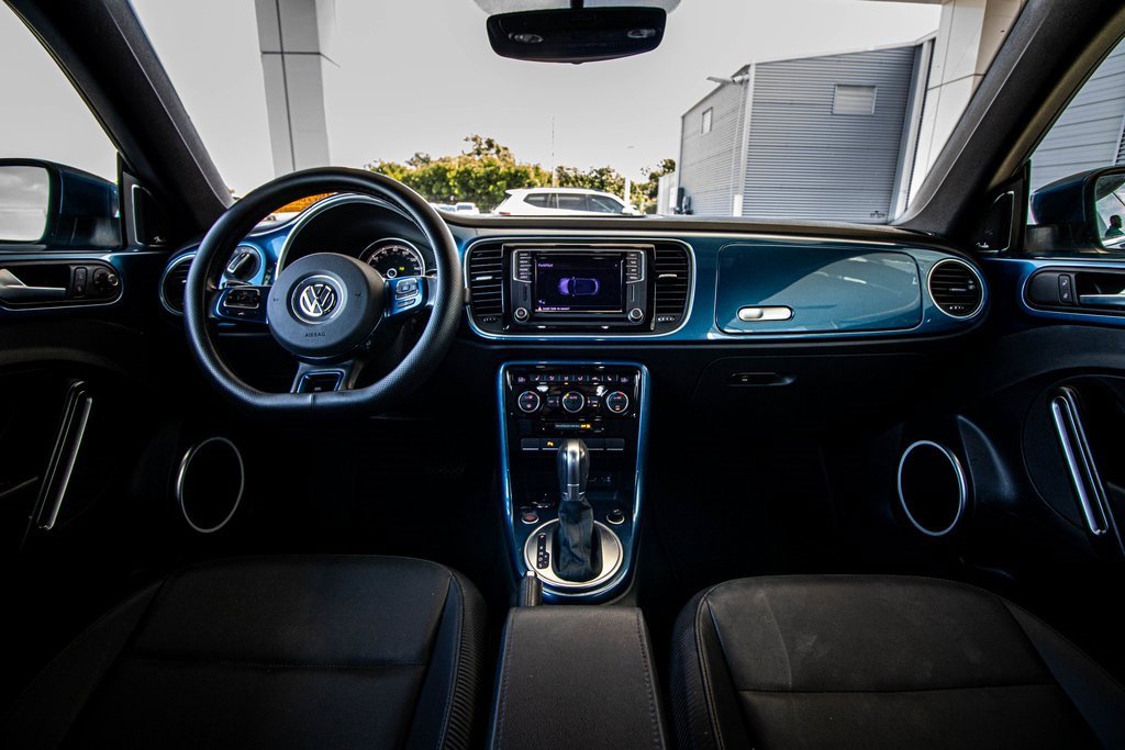 Used 2019 Volkswagen Beetle 2.0T SE image 24