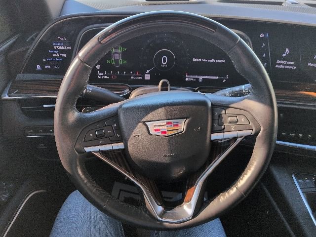 Used 2024 Cadillac Escalade ESV Premium Luxury image 11