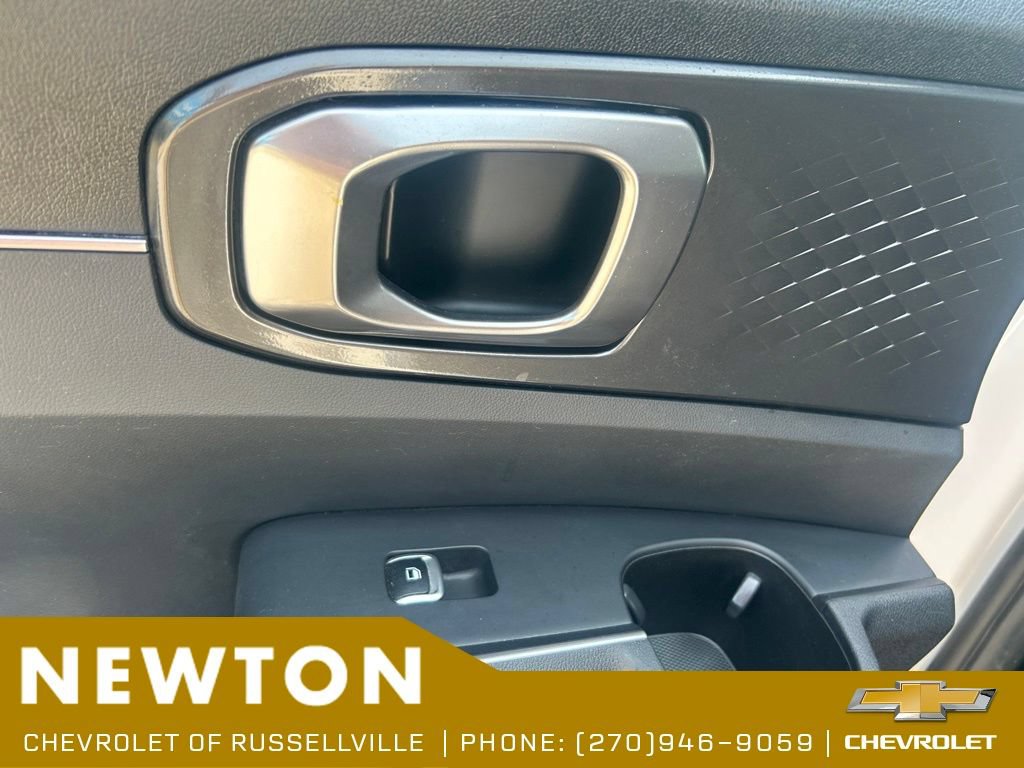 Used 2023 Kia Sorento LX FWD image 39