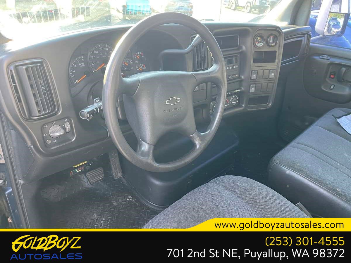 Used 2005 Chevrolet Kodiak C4500 2WD Crew Cab image 19
