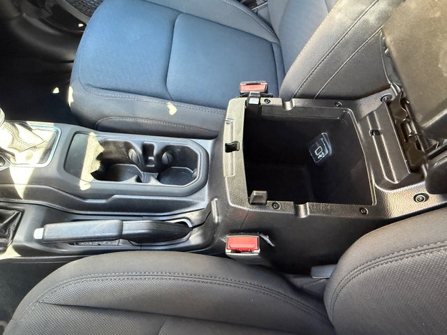 Used 2021 Jeep Wrangler Willys image 27