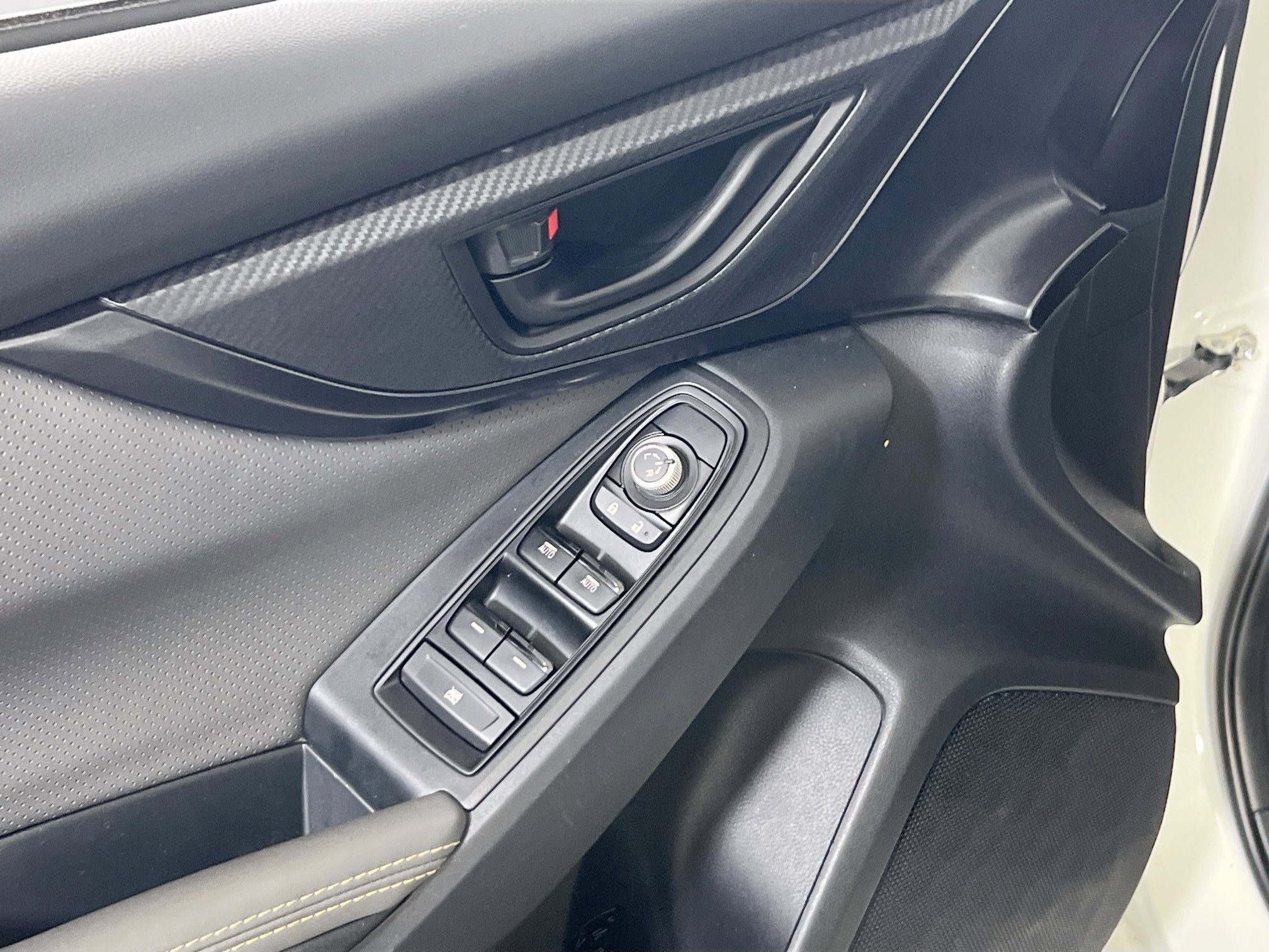 Used 2022 Subaru Crosstrek 2.5i Sport w/ Moonroof Package image 17