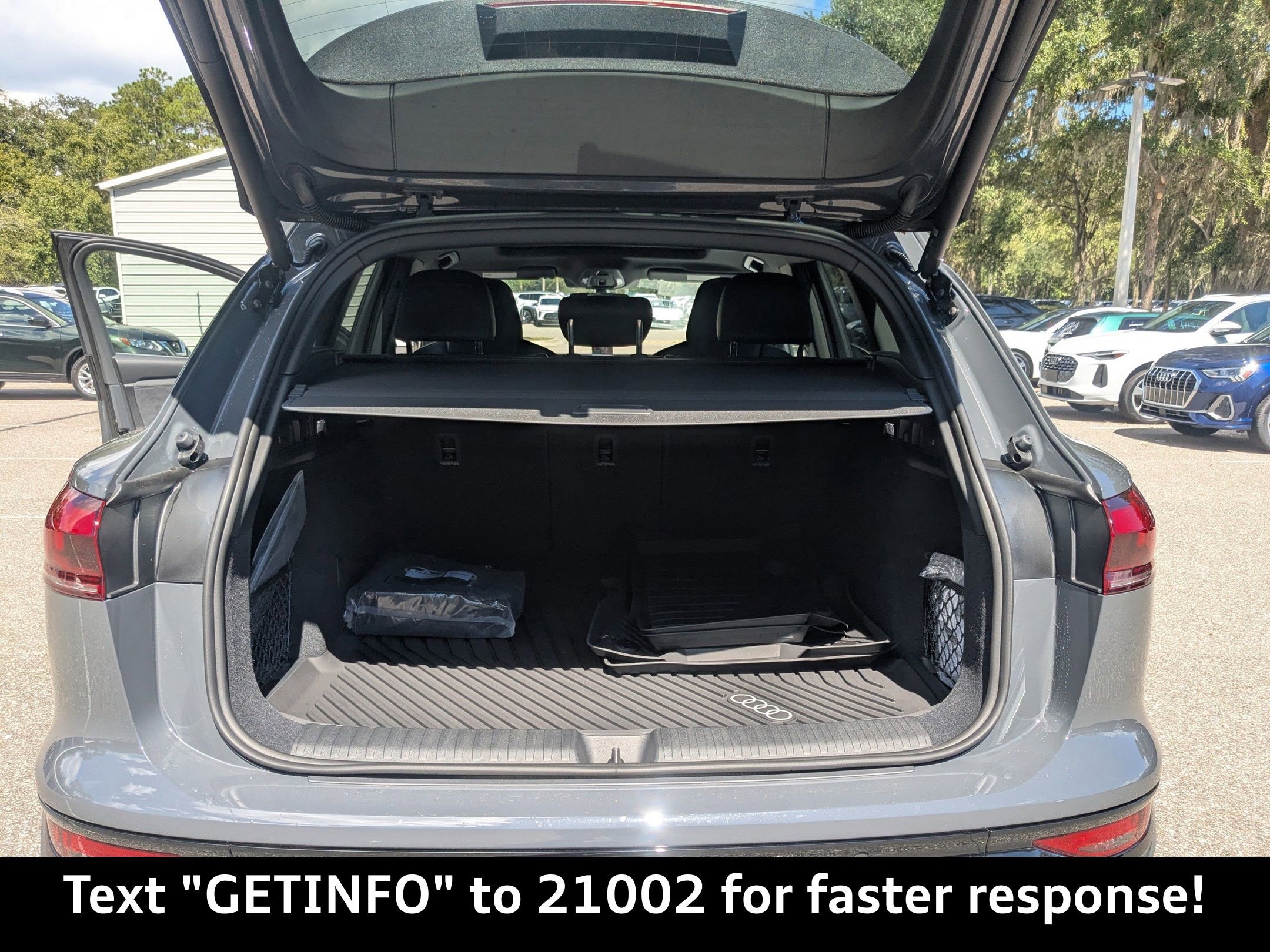 New 2025 Audi SQ6 e-tron Premium Plus image 13