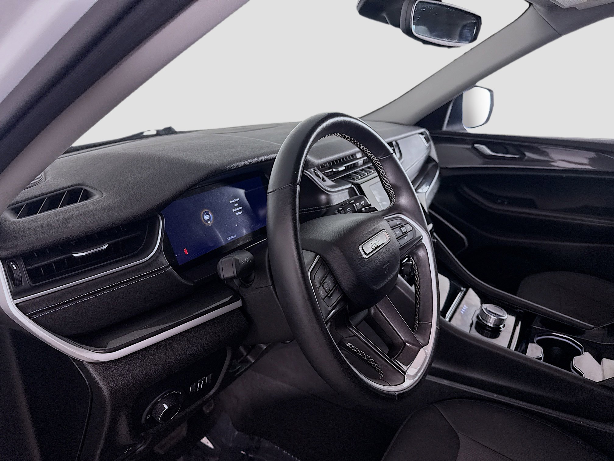 Used 2022 Jeep Grand Cherokee Laredo w/ Luxury Tech Group I image 23