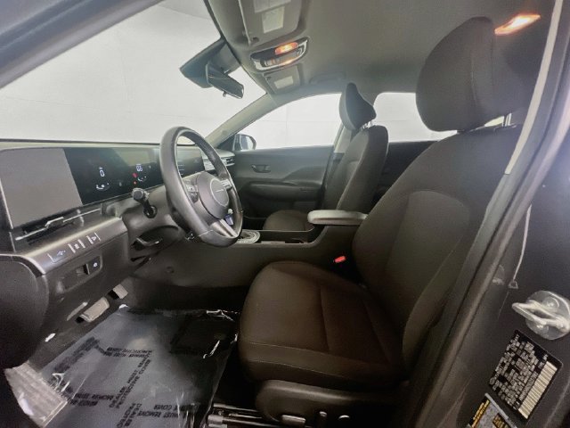 Used 2025 Hyundai Kona SEL FWD image 17