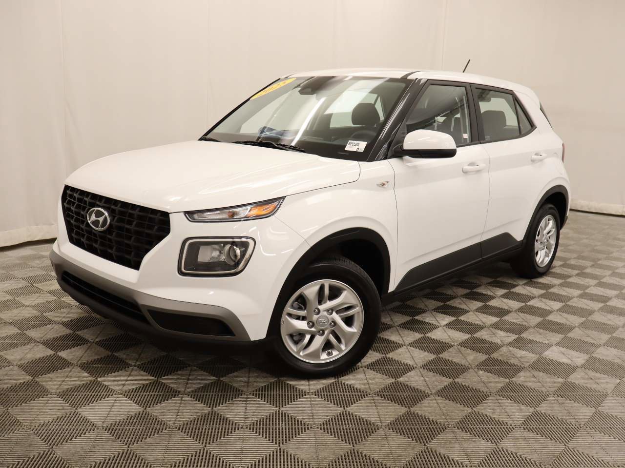 Used 2025 Hyundai Venue SE