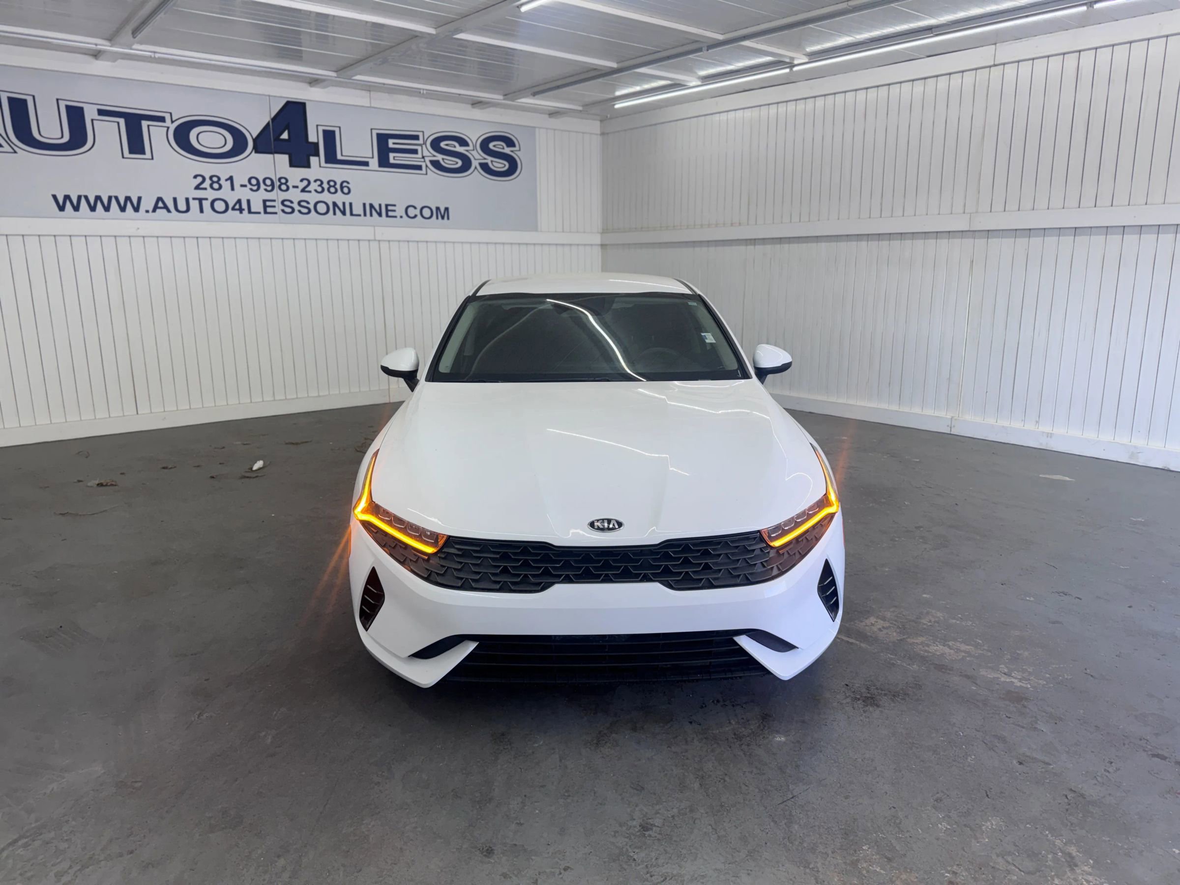 Used 2021 Kia K5 LXS image 2