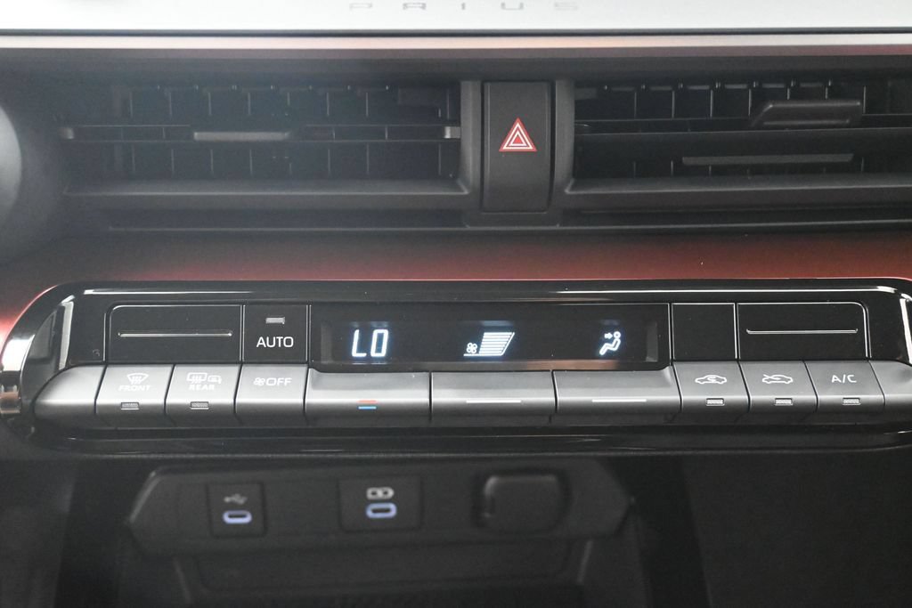 Certified 2024 Toyota Prius Prime FWD image 20