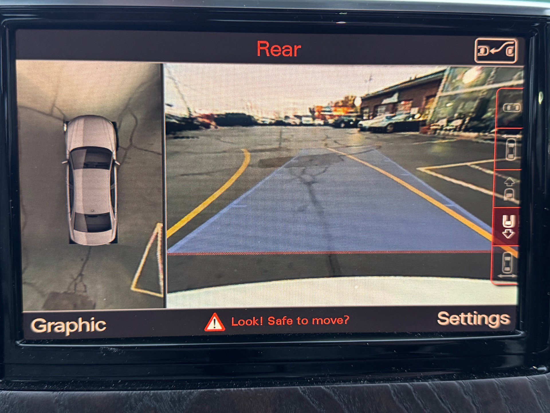 Used 2017 Audi A8 L 4.0T image 32