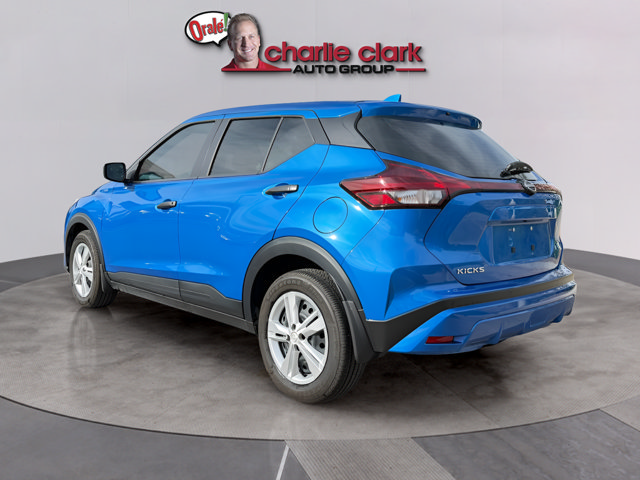 Certified 2025 Nissan Kicks Play S FWD image 4