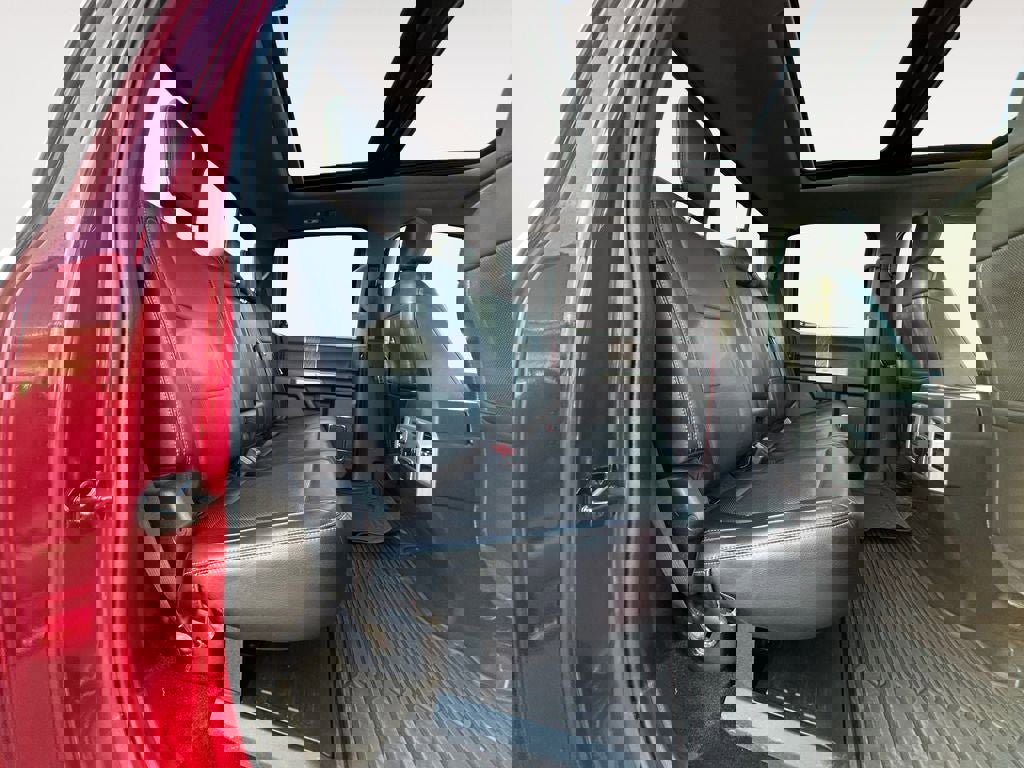 Used 2019 Ford F350 Lariat AWD/4WD image 11