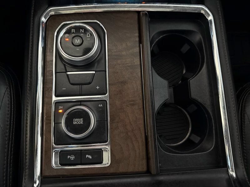 Used 2019 Ford Expedition Platinum AWD/4WD image 34