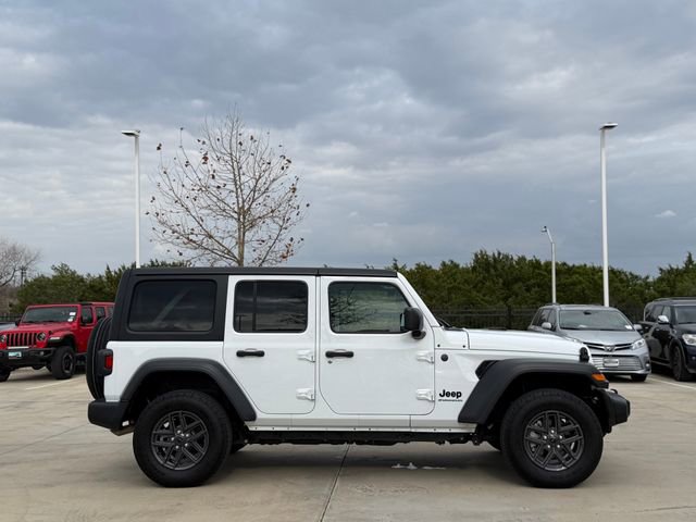 Used 2025 Jeep Wrangler Sport S image 4