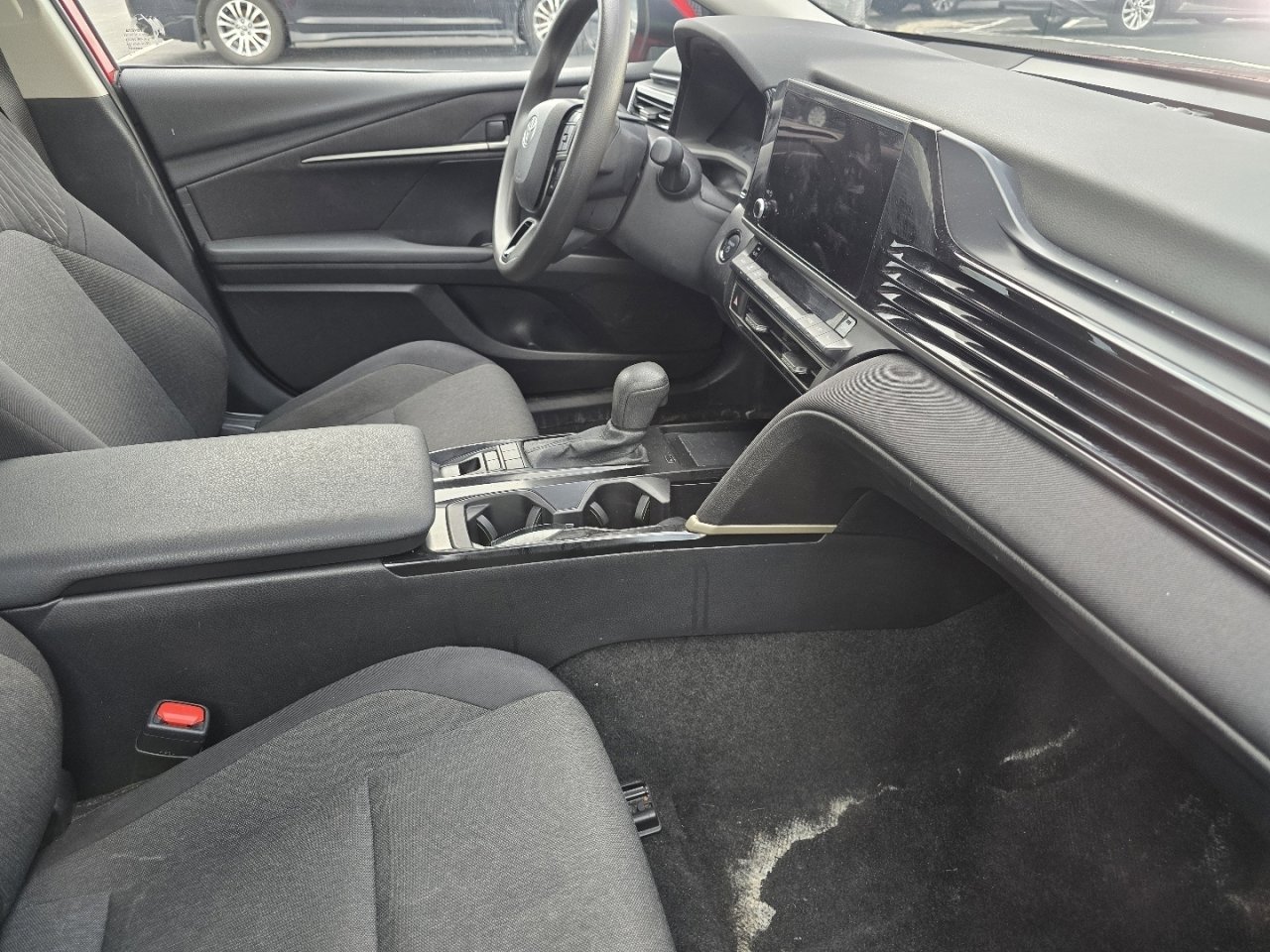 Used 2025 Toyota Camry LE image 13