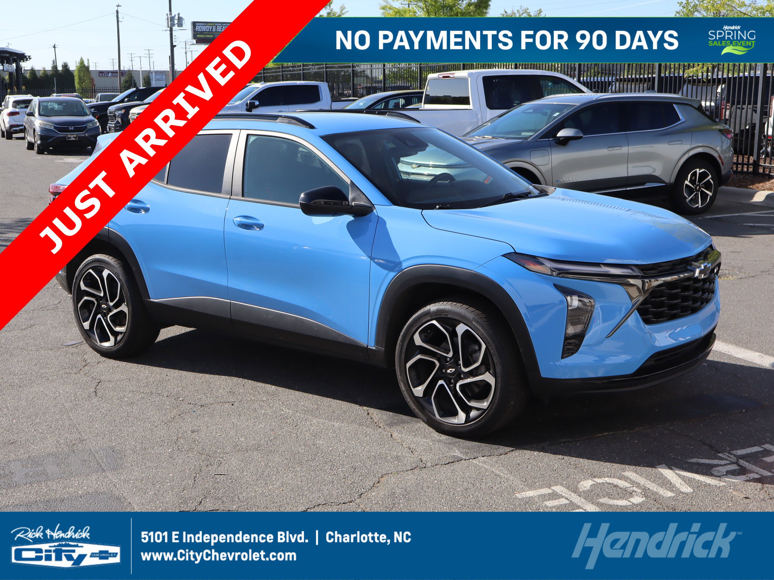 Used 2024 Chevrolet Trax RS image 1