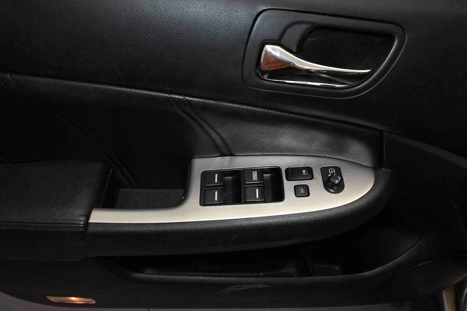 Used 2004 Honda Accord EX image 11