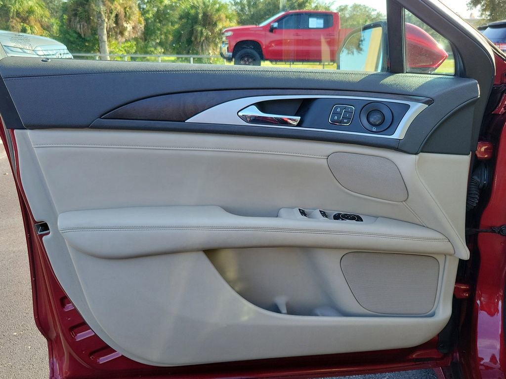 Used 2019 Lincoln MKZ Reserve w/ Reserve Plus Package image 16