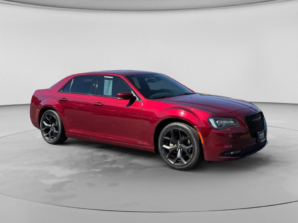 Used 2021 Chrysler 300 S RWD image 7