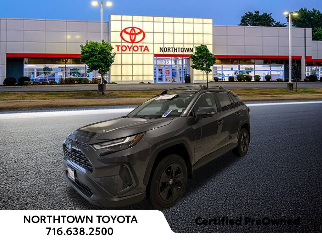 Used 2023 Toyota RAV4 XLE image 12