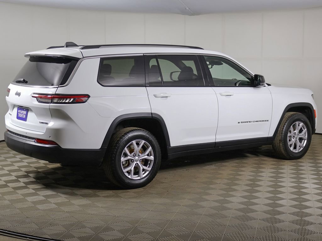 Used 2022 Jeep Grand Cherokee L Limited AWD/4WD image 13