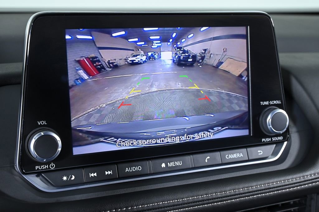 Certified 2025 Nissan Rogue S image 17