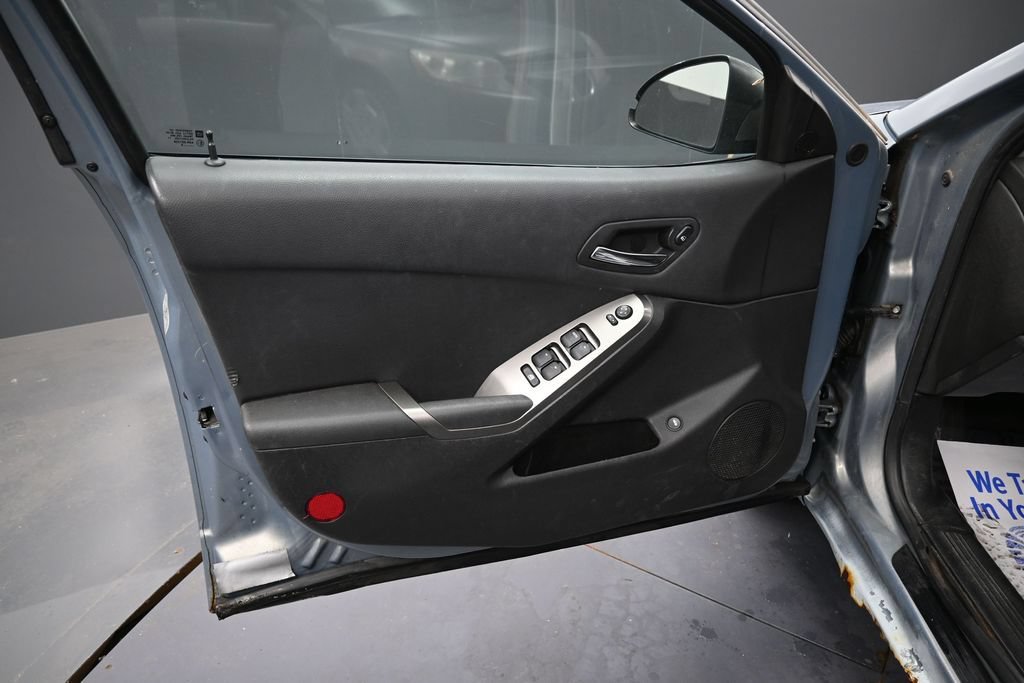 Used 2008 Pontiac G6 Value Leader FWD image 26