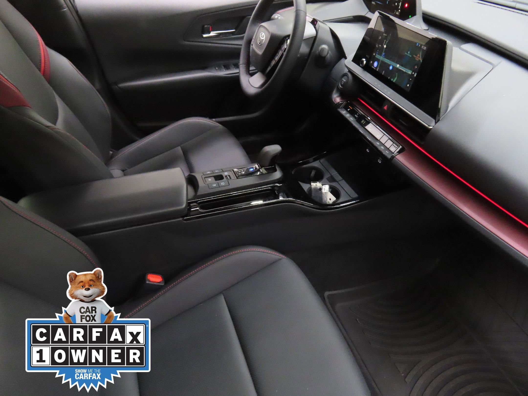 Used 2025 Toyota Prius Plug-In Hybrid image 24