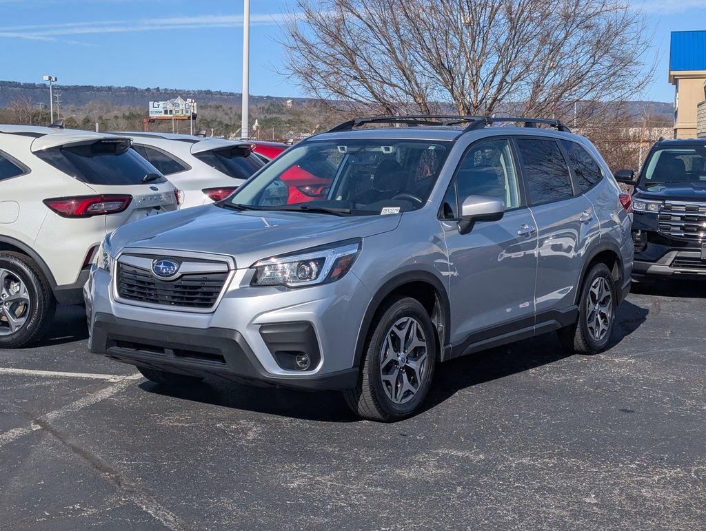 Used 2019 Subaru Forester Premium image 3
