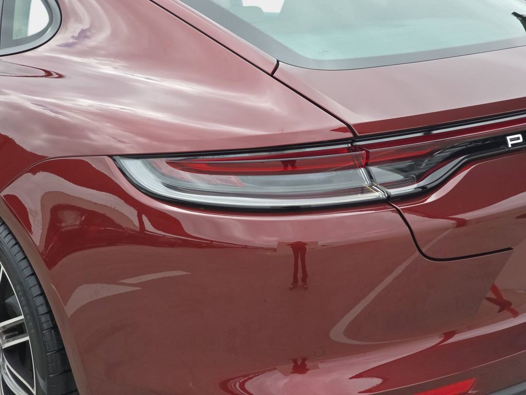 Used 2023 Porsche Panamera image 38