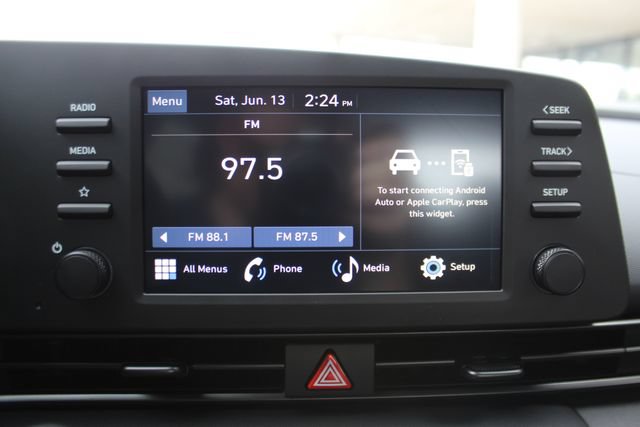 Used 2026 Hyundai Elantra Sport FWD image 17