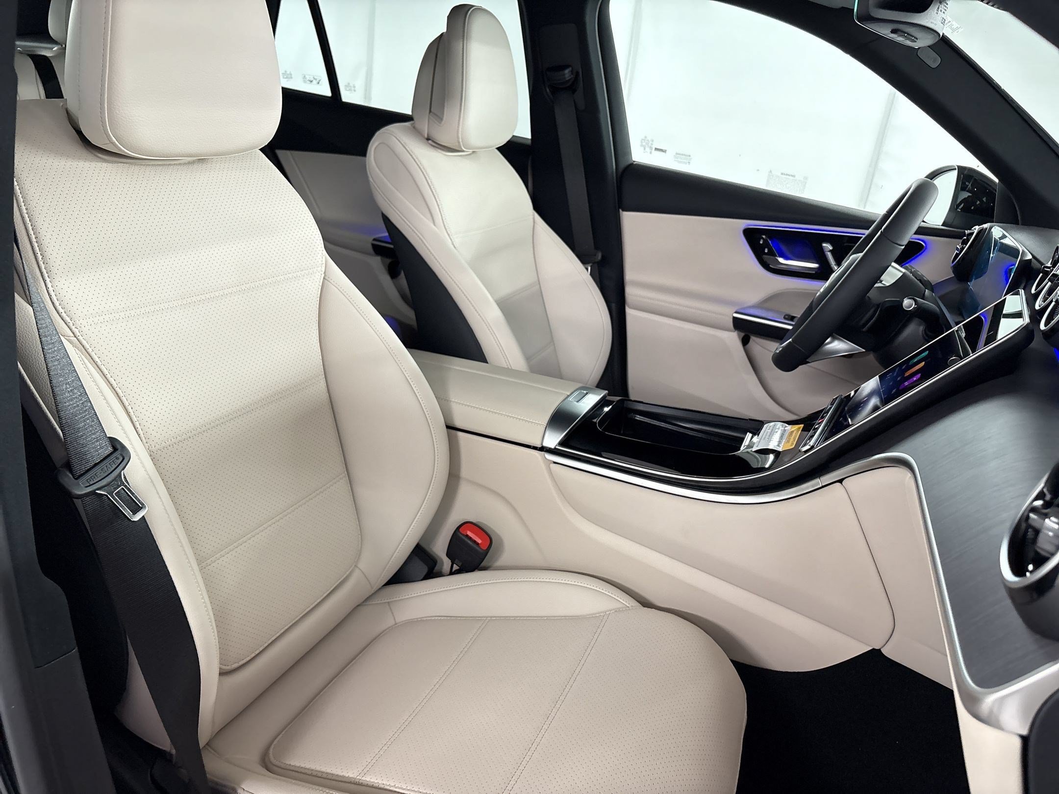 Certified 2026 Mercedes-Benz GLC 300 image 35