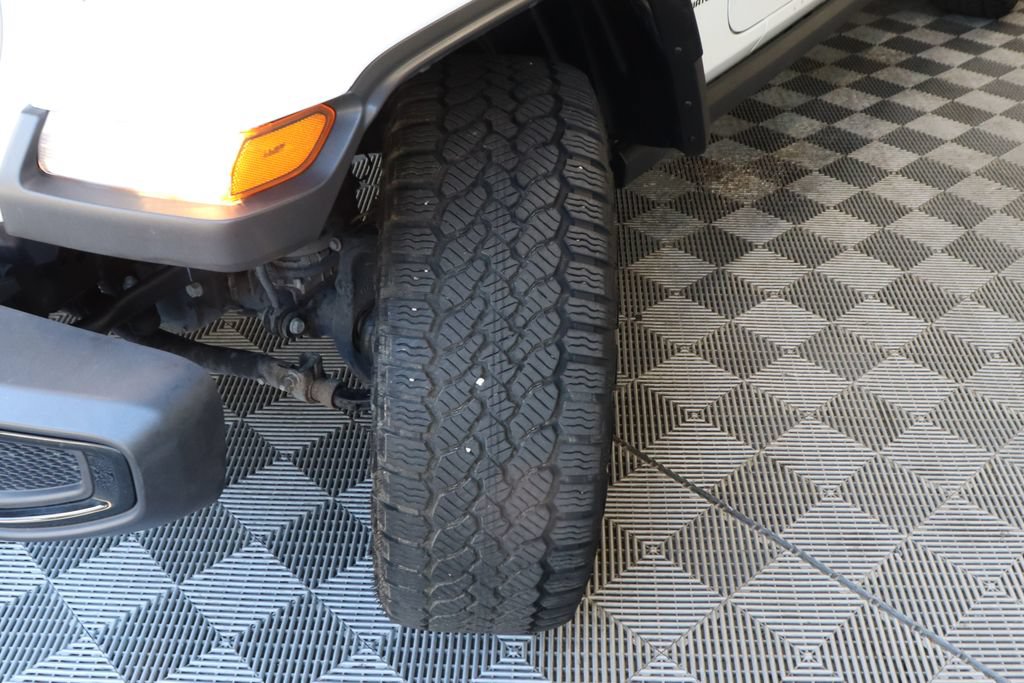 Used 2025 Jeep Gladiator Sport AWD/4WD image 45