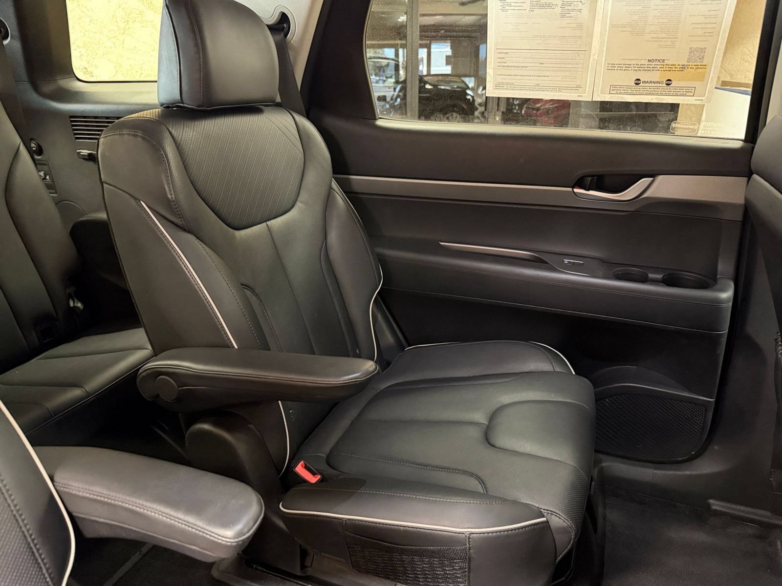 Used 2025 Hyundai Palisade SEL FWD image 41
