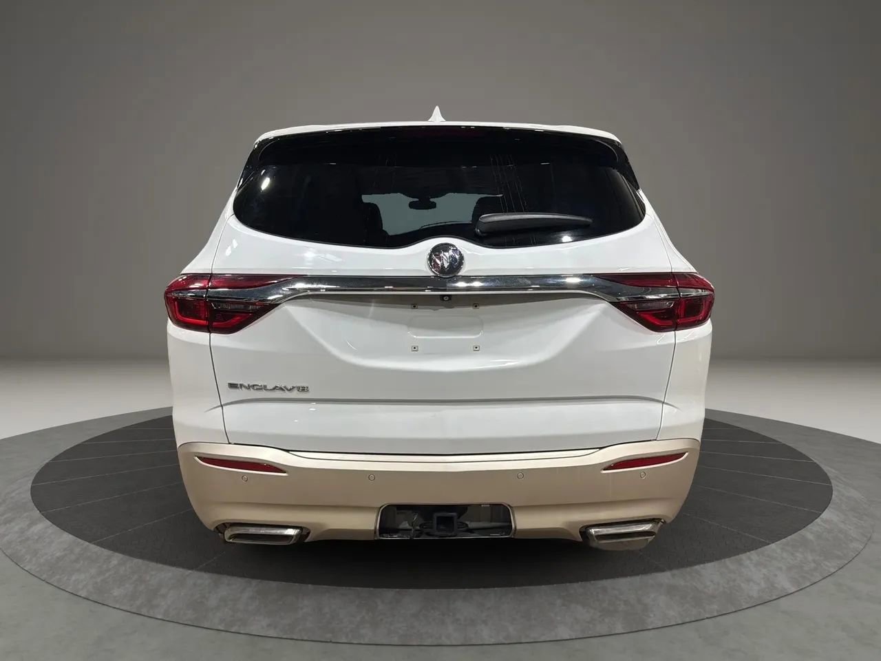 Used 2020 Buick Enclave Essence image 6