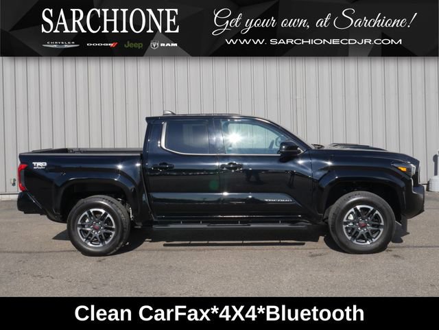 Used 2025 Toyota Tacoma TRD Sport AWD/4WD image 1
