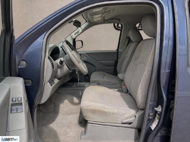 Used 2015 Nissan Frontier SV RWD image 11