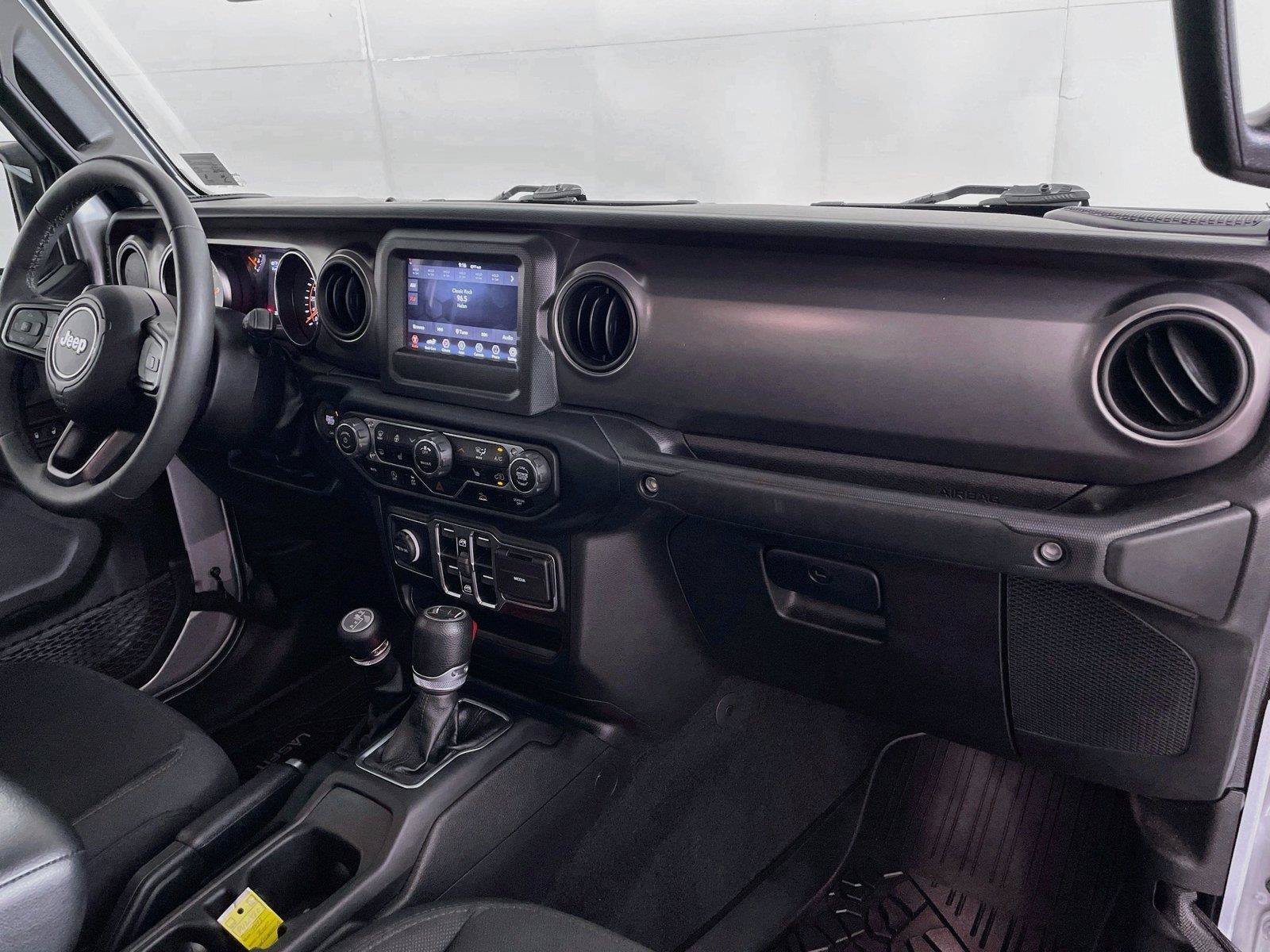 Used 2023 Jeep Gladiator Sport AWD/4WD image 31